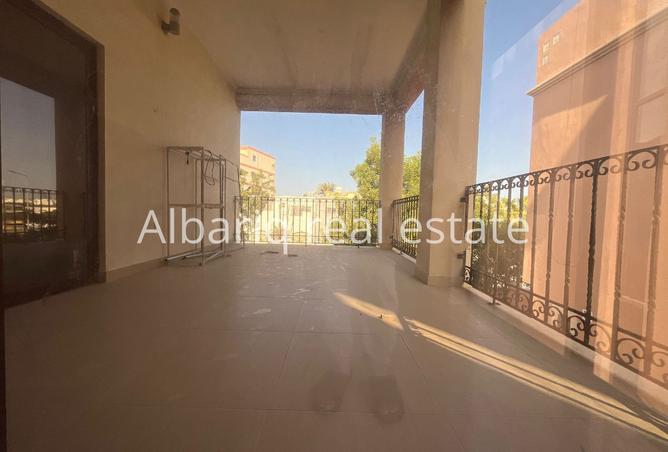 981836 - Property Image 2