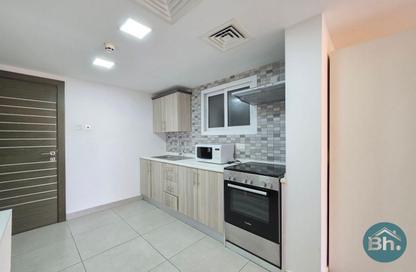Apartment - Studio - 1 Bathroom for rent in Al Juffair - Capital Governorate