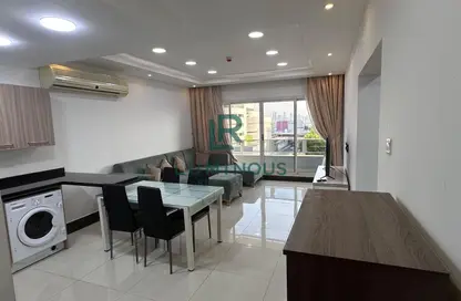 Apartment - 1 Bedroom - 2 Bathrooms for rent in Busaiteen - Muharraq Governorate