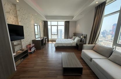 Apartment - Studio - 1 Bathroom for rent in Sanabis - Manama - Capital Governorate