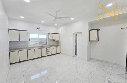 Apartment - 1 Bedroom - 1 Bathroom for rent in Sanabis - Manama - Capital Governorate Apartment - 1 Bedroom - 1 Bathroom for rent in Sanabis - Manama - Capital Governorate