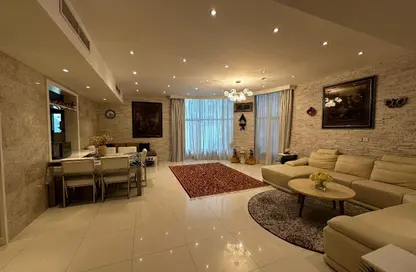 Apartment - 3 Bedrooms - 5 Bathrooms for sale in Seef - Capital Governorate