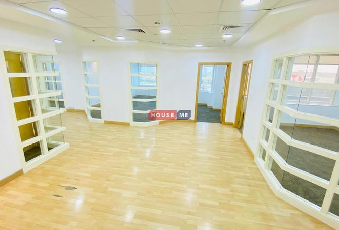 52701267 - Property Image 3