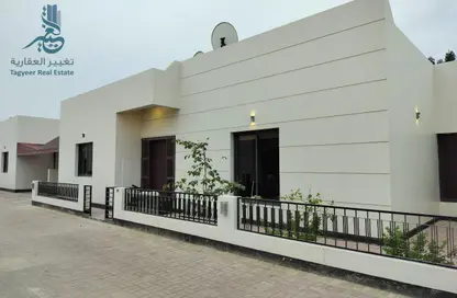 Villa - 3 Bedrooms - 3 Bathrooms for rent in Janabiya - Northern Governorate