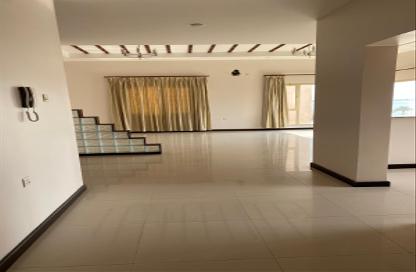 Apartment - 3 Bedrooms - 2 Bathrooms for rent in Tubli - Central Governorate