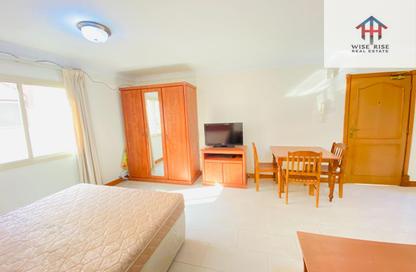 Apartment - Studio - 1 Bathroom for rent in Gudaibiya - Manama - Capital Governorate