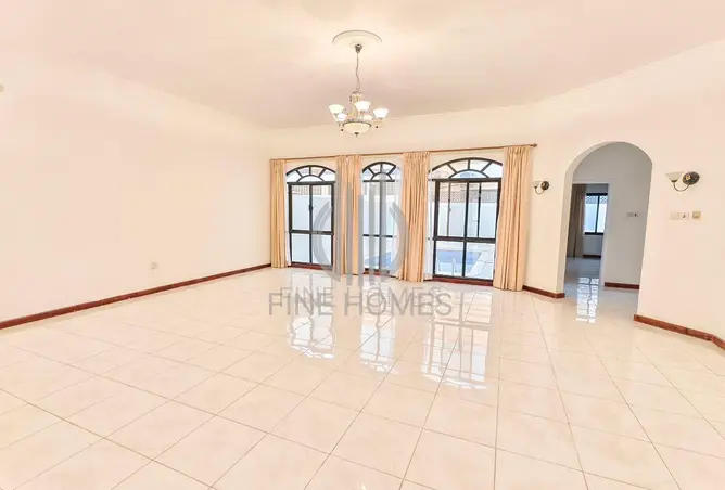 56423561 - Property Image 2