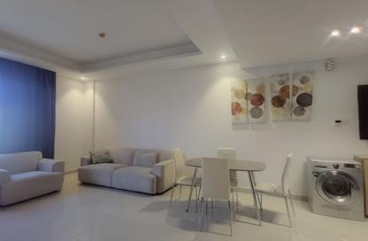 Apartment - 1 - 1 for rent in Seef - Capital Governorate