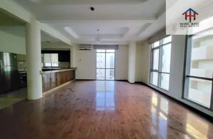 Apartment - 2 Bedrooms - 3 Bathrooms for rent in Hidd - Muharraq Governorate