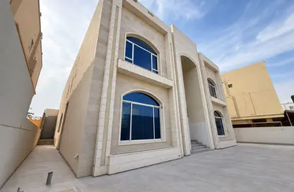 Villa - 4 Bedrooms for sale in Tubli - Central Governorate