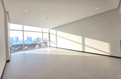 Apartment - 2 Bedrooms - 3 Bathrooms for rent in Reef Island - Capital Governorate