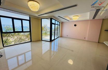 Apartment - 2 Bedrooms - 3 Bathrooms for sale in Reef Island - Capital Governorate