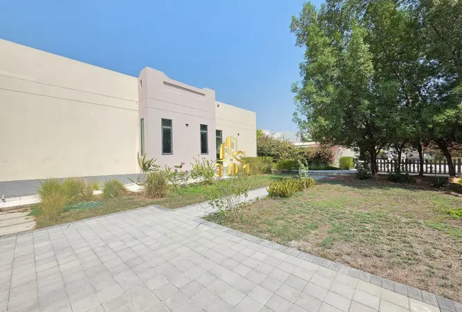 57122856 - Property Image 2