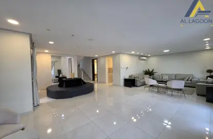 Villa - 4 Bedrooms - 6 Bathrooms for sale in Saar - Northern Governorate