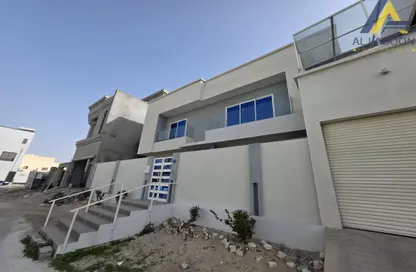 Villa - 4 Bedrooms - 6 Bathrooms for sale in Saar - Northern Governorate