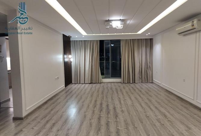 993293 - Property Image 2