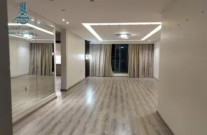 Apartment - 3 Bedrooms - 5 Bathrooms for rent in Janabiya - Northern Governorate