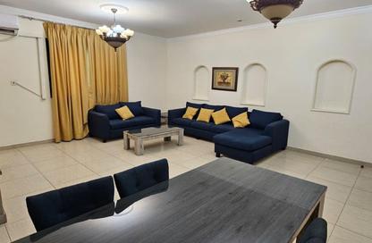 Apartment - 2 Bedrooms - 2 Bathrooms for rent in Al Juffair - Capital Governorate