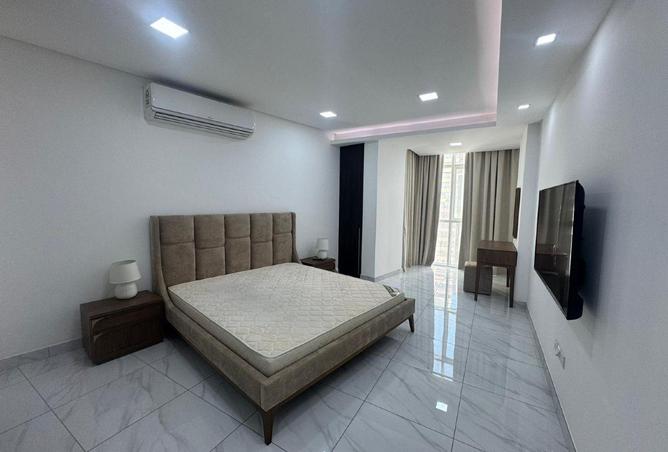 53377231 - Property Image 2