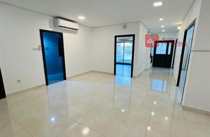Villa - 3 - 3 for rent in Saar - Northern Governorate