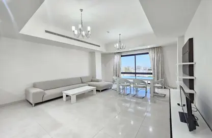 Apartment - 2 Bedrooms - 2 Bathrooms for rent in Mahooz - Manama - Capital Governorate