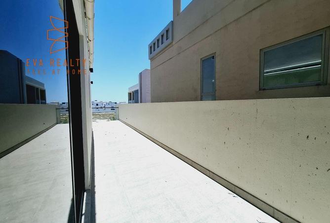 992258 - Property Image 2