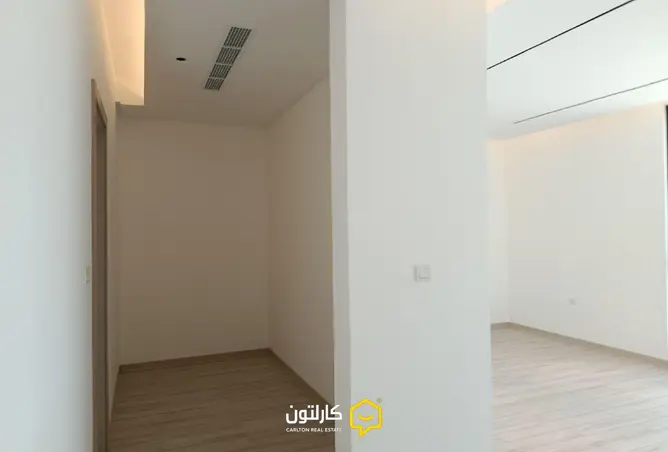55687869 - Property Image 2