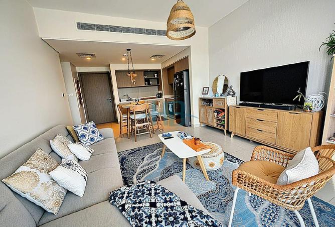 999264 - Property Image 2