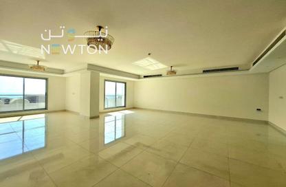 Apartment - 3 Bedrooms - 4 Bathrooms for sale in Hidd - Muharraq Governorate