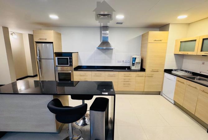 987448 - Property Image 2