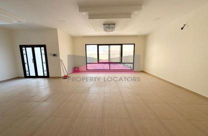 Villa - 5 Bedrooms - 7 Bathrooms for sale in Tubli - Central Governorate