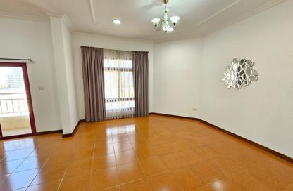 Apartment - 2 Bedrooms - 2 Bathrooms for rent in Seef - Capital Governorate