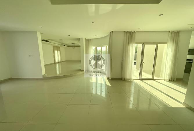 55802653 - Property Image 3
