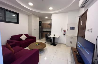 Apartment - 1 - 1 for rent in Al Juffair - Capital Governorate