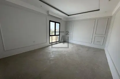 فيلا - 5 غرف نوم - 6 حمامات للبيع في بوري - المحافظة الشمالية