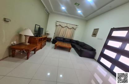 Villa - 3 - 3 for rent in Al Juffair - Capital Governorate