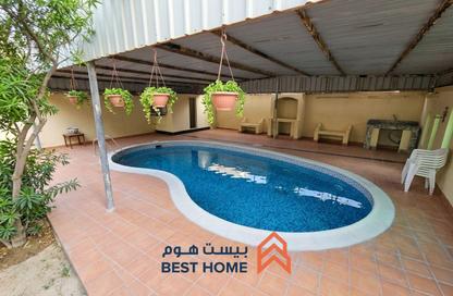 Villa - 6 Bedrooms - 7 Bathrooms for sale in Sanad - Central Governorate