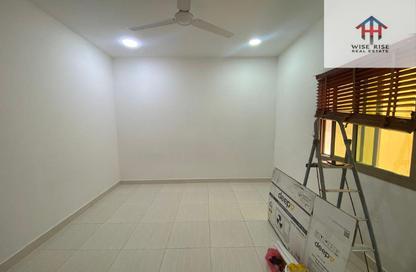 Apartment - Studio - 1 Bathroom for rent in Sanad - Central Governorate