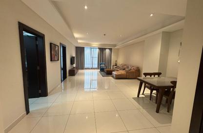 Apartment - 2 Bedrooms - 3 Bathrooms for rent in Al Juffair - Capital Governorate