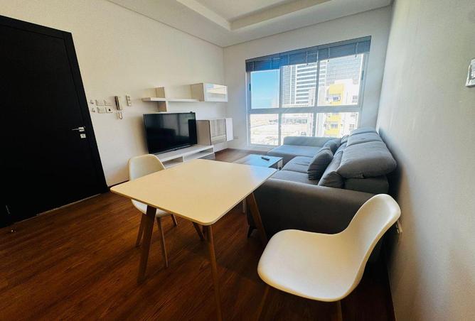 1000064 - Property Image 2