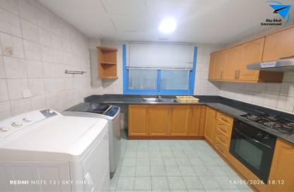 Apartment - 3 Bedrooms - 3 Bathrooms for rent in Al Juffair - Capital Governorate