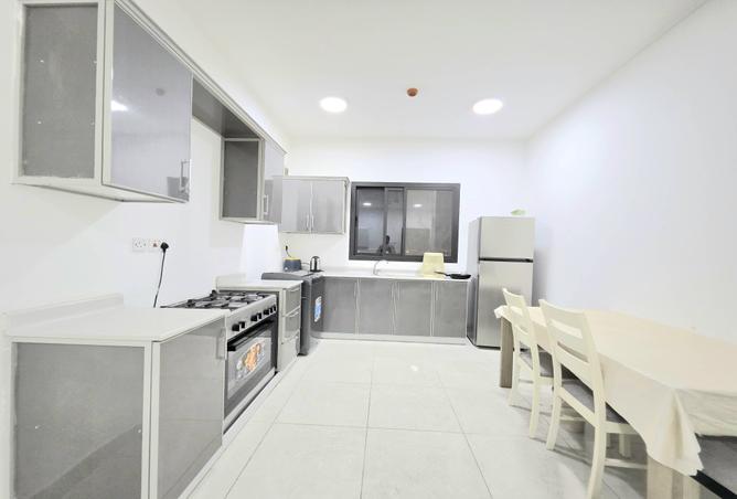 998757 - Property Image 2