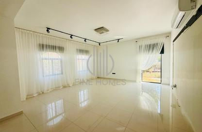 Villa - 3 - 3 for rent in Saar - Northern Governorate