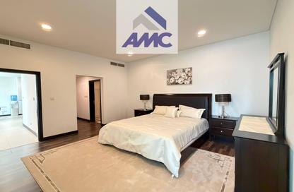 Apartment - 2 Bedrooms - 3 Bathrooms for rent in Reef Island - Capital Governorate