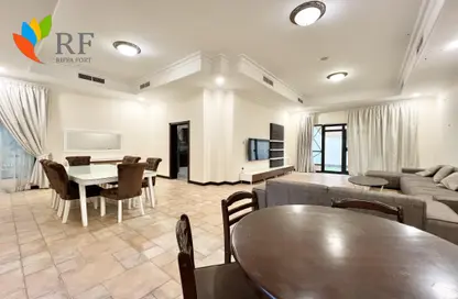 فيلا - 4 غرف نوم - 5 حمامات للايجار في الجنبية - المحافظة الشمالية