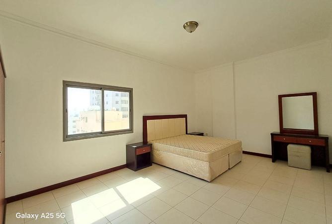 51203940 - Property Image 3