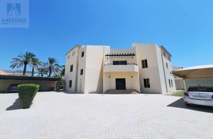 Villa - 4 Bedrooms - 5 Bathrooms for rent in Saar - Northern Governorate