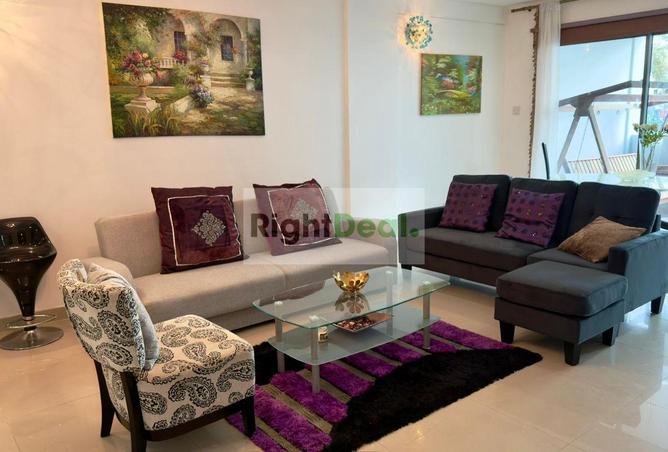 987927 - Property Image 3