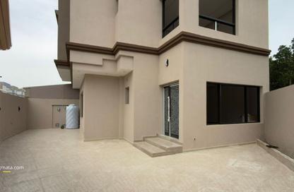 Villa - 4 - 5 for sale in Shahrakan - Northern Governorate