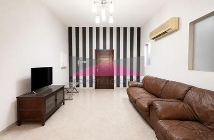 Apartment - 2 Bedrooms - 2 Bathrooms for rent in Janabiya - Northern Governorate